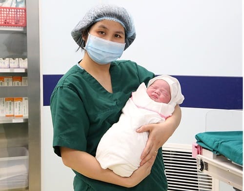 Nữ Hộ Sinh